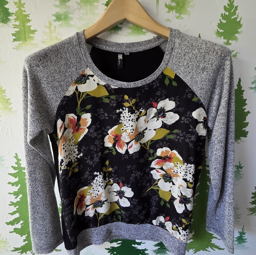 Floral Kut From The Kloth Long Sleeve Top.